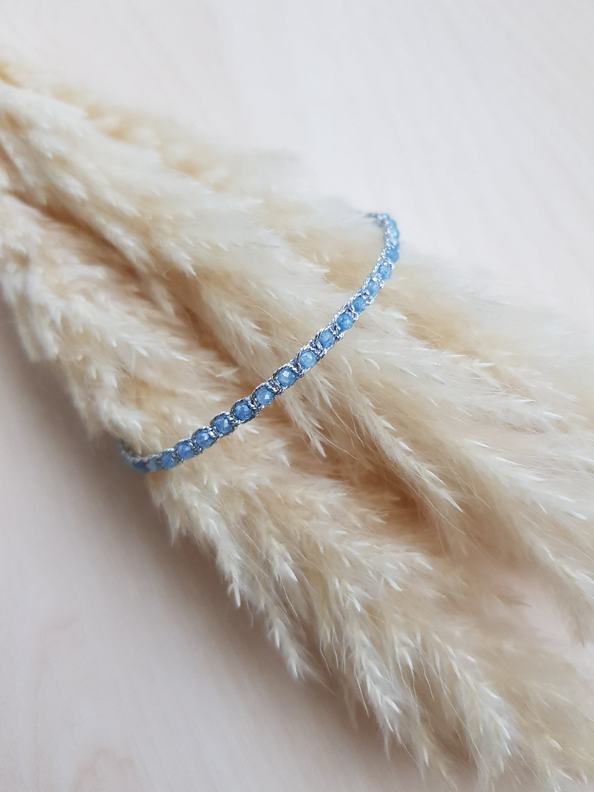 Geknüpftes Armband Zirkonia Denimblau Silbrig