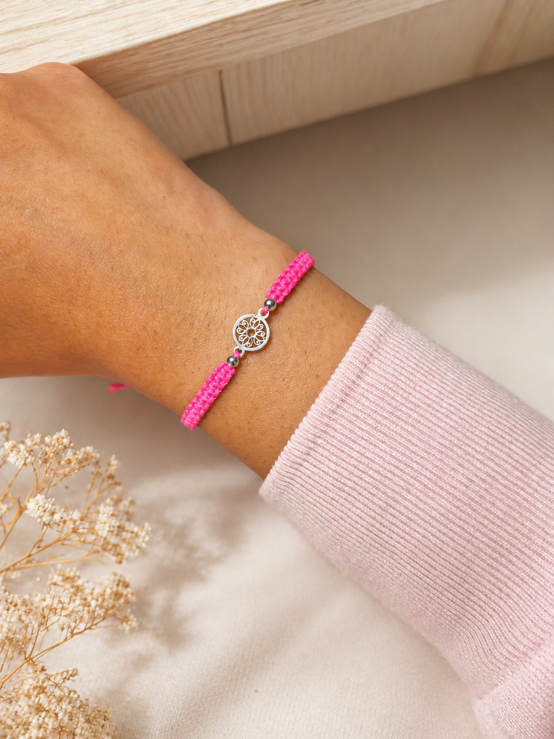 Geknüpftes Armband Neon Pink