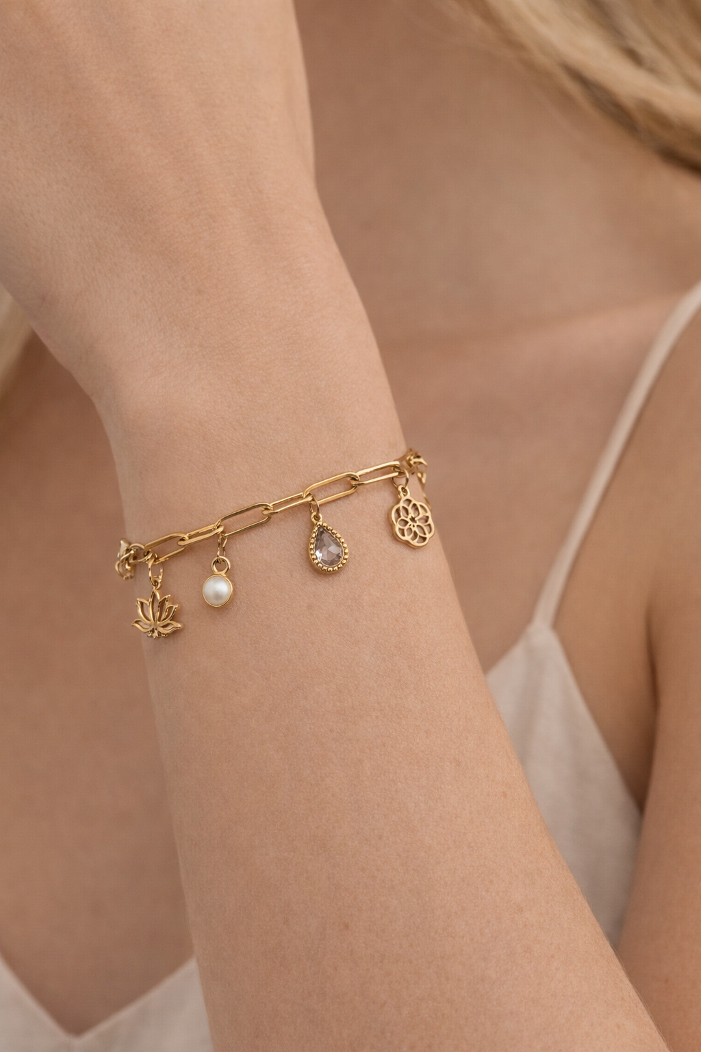Charm Armband Gold