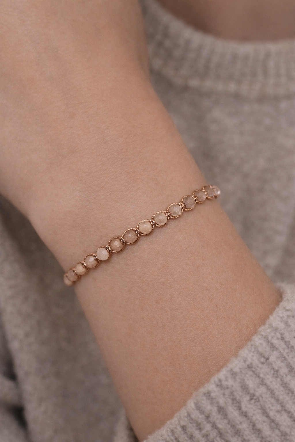 Geknüpftes Armband Sonnenstein Roségold