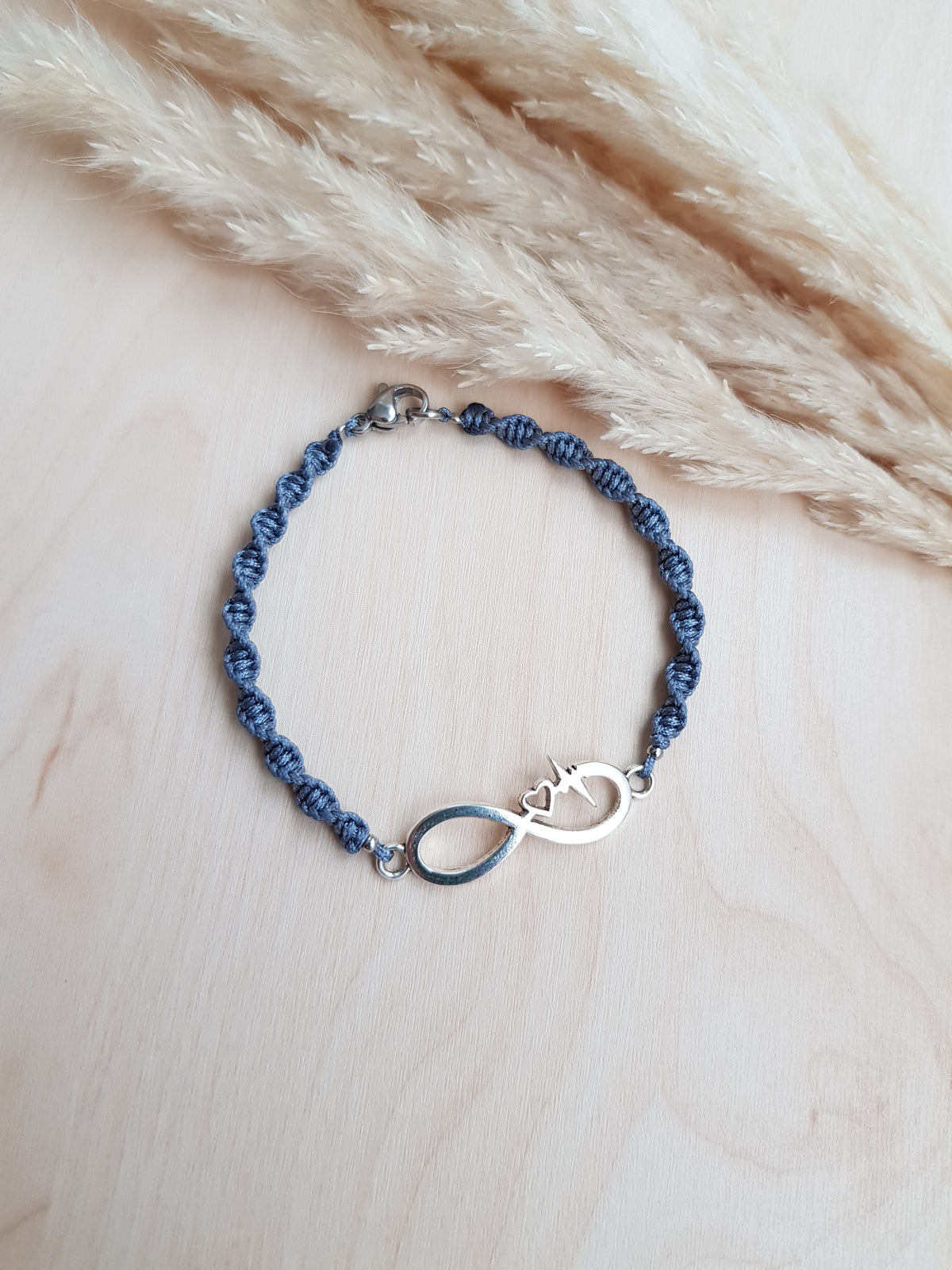 Geknüpftes Armband Denim Blau Silbrig