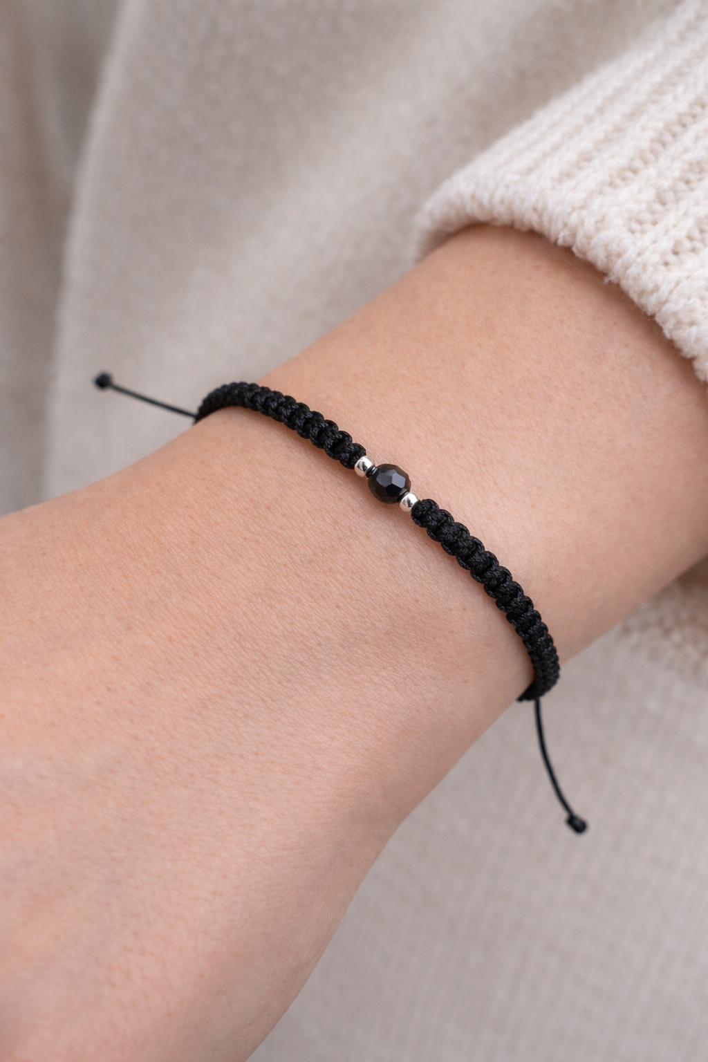 Geknüpftes Armband Spinell