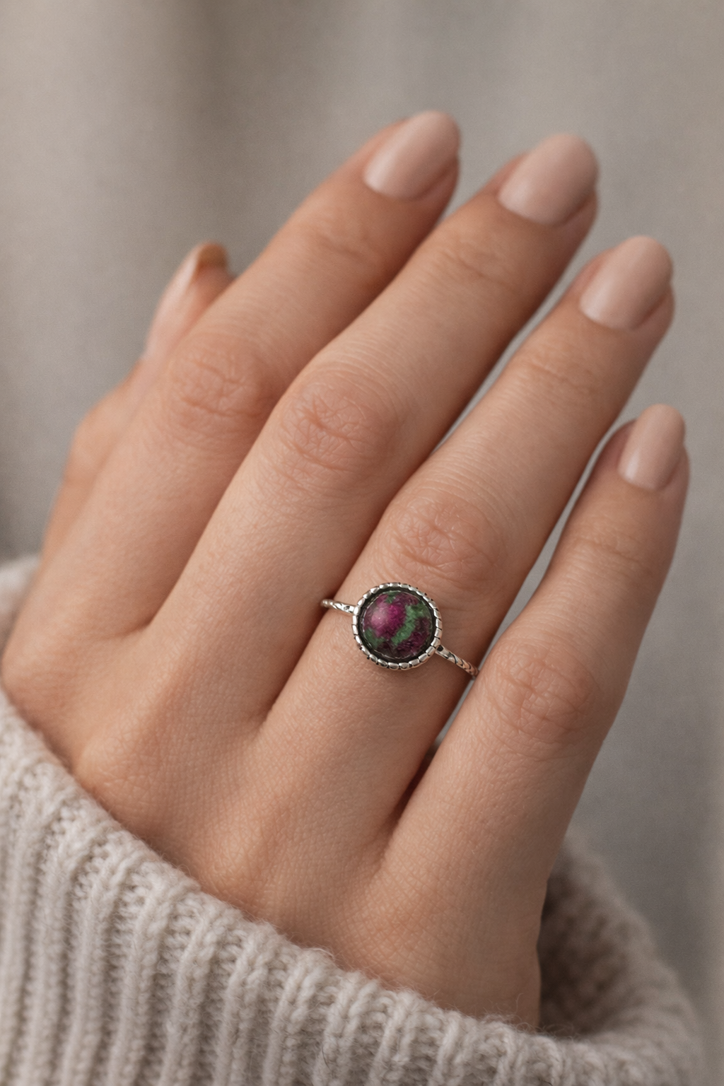Ring Rubin Zoisit Silbrig