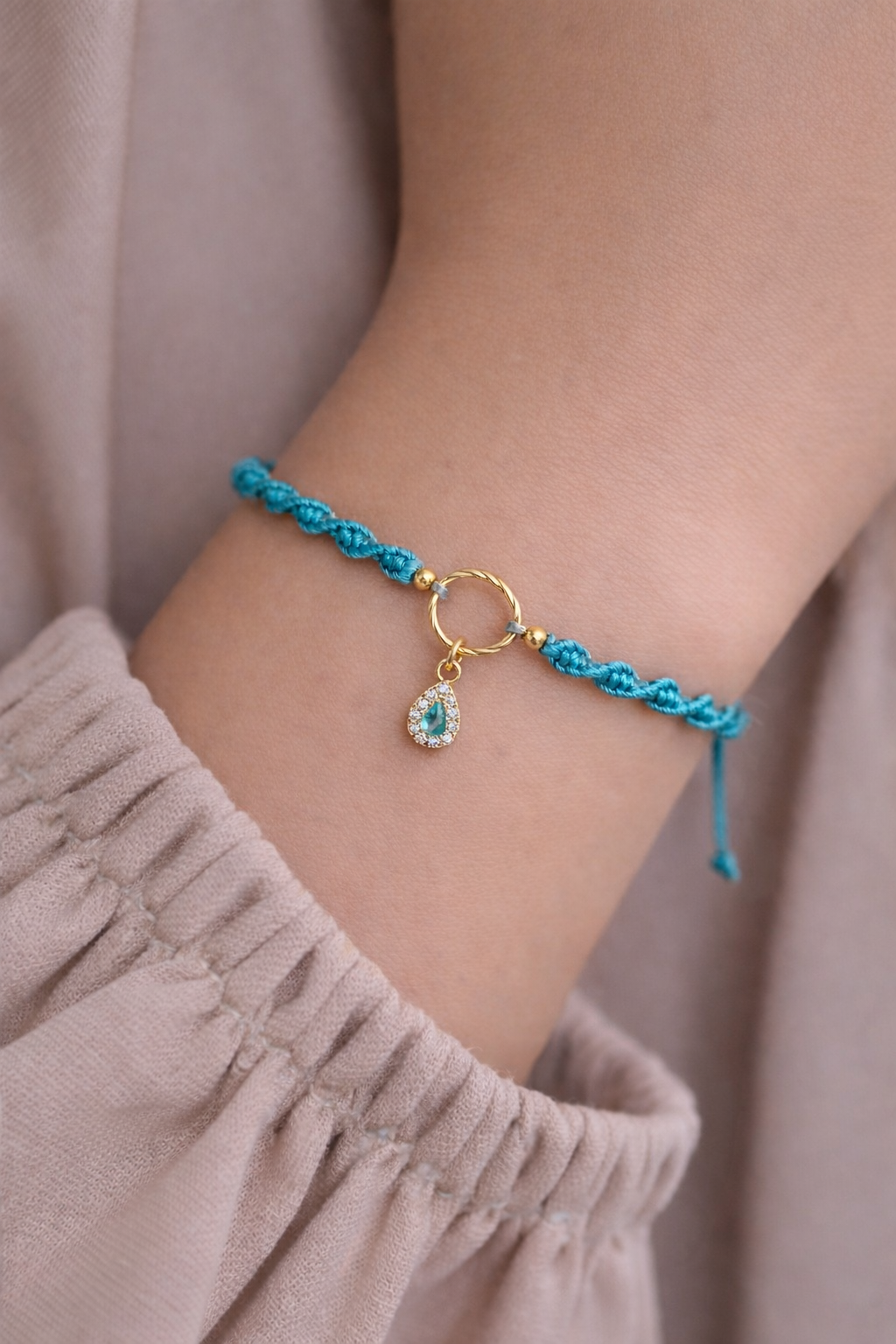 Geknüpftes Armband Gold Strassanhänger Petrol