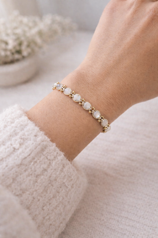 Geknüpftes Armband Mondstein